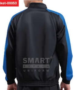 ด้านหลังโทนดำเรียบ แขนฟ้าน้ำเงิน คอจีนทรงกระชับ ชายเอวสม็อค สวมสบายตลอดวัน