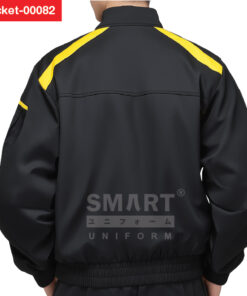 ด้านหลังพื้นสีดำตัดแถบเหลืองคาดไหล่ต่อเนื่องกับยอกช่วงบน เส้นคัตติ้งช่วยให้ไหล่กว้างและดูเท่ขึ้น