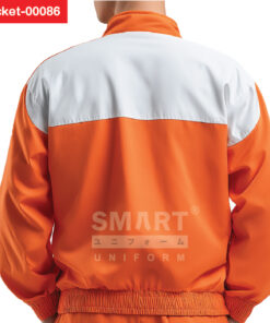 ด้านหลังสีส้มเรียบ ตัดต่อบ่าและหัวไหล่สีขาว ไล่ระดับช่วยเฟรมช่วงไหล่ให้ไหลลื่น