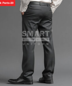 กางเกงทำงานผู้ชายสีเทาเข้ม มุมมองด้านหลัง ทรงเรียบร้อยพร้อมกระเป๋าหลังดีไซน์สุภาพ เหมาะสำหรับการแต่งกายทางการในสำนักงานและชุดยูนิฟอร์มบริษัท